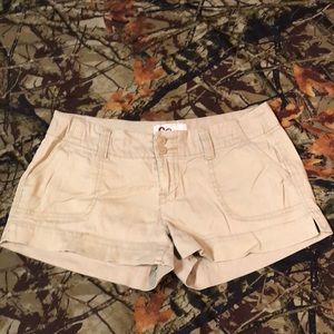 SO khaki pants. Size 5. Accepting offers.